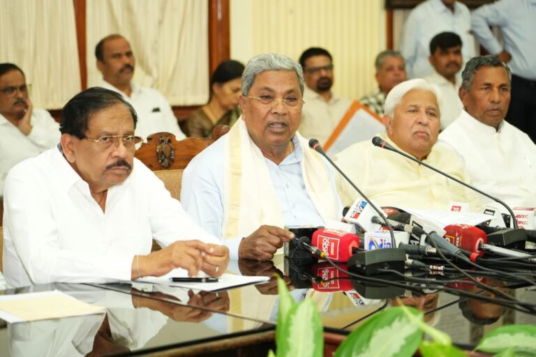 ಎಡಗೈಗೆ 5.25%, ಬಲಗೈಗೆ 5.25%, ಸ್ಪೃಶ್ಯರಿಗೆ 4.5%: ಒಳ ಮೀಸಲಾತಿ ಕುರಿತು ರಾಜ್ಯ ಸರ್ಕಾರದ ಮಹತ್ವದ ನಿರ್ಧಾರ