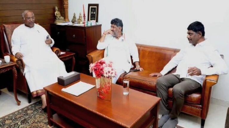 ದೆಹಲಿ ಅಂಗಳದಲ್ಲಿ ಡಿಕೆ ಬ್ರದರ್ಸ್ ಪವರ್ ಗೇಮ್ – ಹೈಕಮಾಂಡ್ ಮುಂದೆ 2 ದಿನ, 2 ಭೇಟಿ, 2 ಖಡಕ್ ಷರತ್ತು!